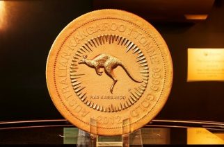 News Bites World’s Biggest Gold Coin On Display At NYSE